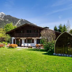Les Praz - 280sqm - Sauna Cinema Fitness - 5 Bedrooms In Heart Of Les Praz - By Cozee Chalet